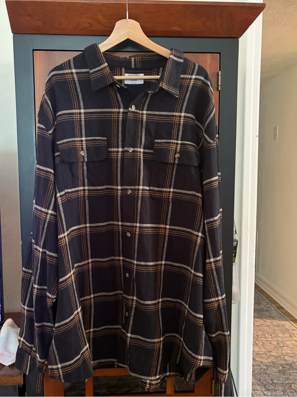 Old Navy Black Plaid Button-Down Shirt with Brown Windowpane